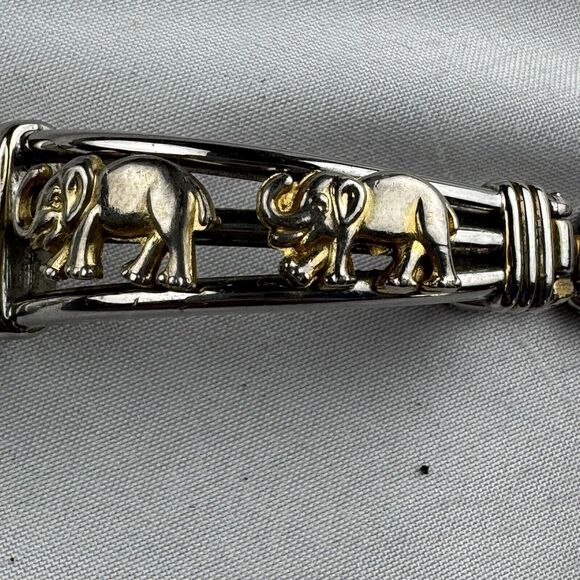 Gucci Womens Watch Quartz For Parts / Repair Metal w Elephants Design - Picture 4 of 13